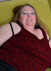 British BBW goes wild on her amazing body after a very long shift
