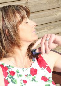 Naughty, mature housewife goes wild on herself in her garden