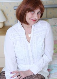 Mature, busty housewife shows off her immaculate body on camera