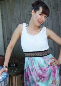 Naughty young housewife plays in her outdoor hot tub with no care for voyeurs